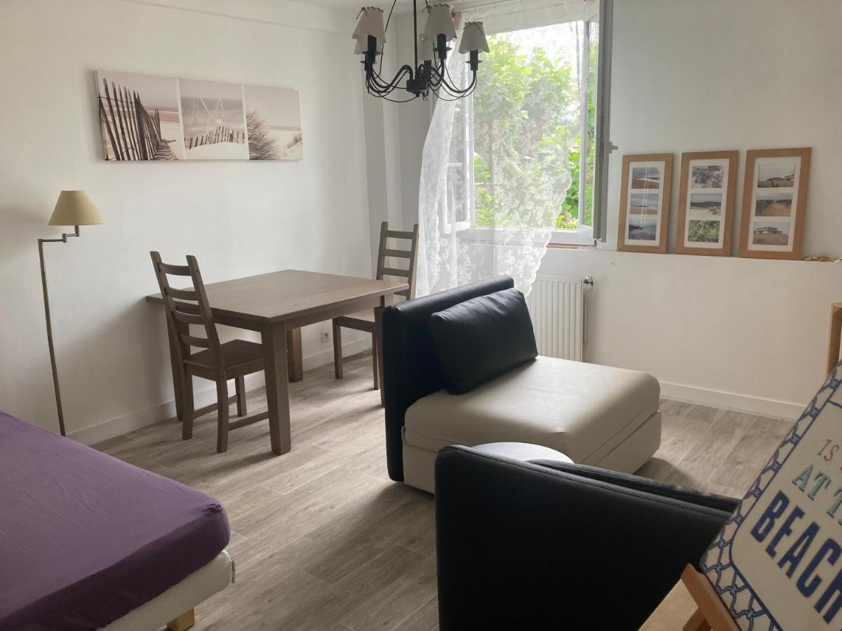 Appartement 2/3 Personnes A 10 Minutes De Contis Plage Saint-Julien-en-Born Dış mekan fotoğraf